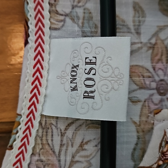 Rayon top - Picture 2 of 5